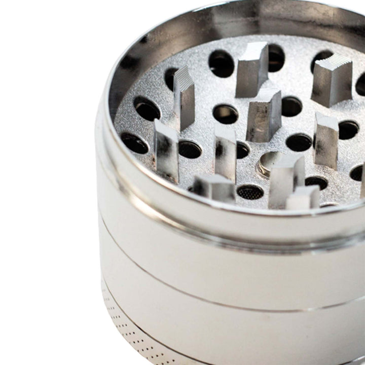Sharp diamond-shaped teeth inside the 2.15 inch steel herb grinder for efficient grinding