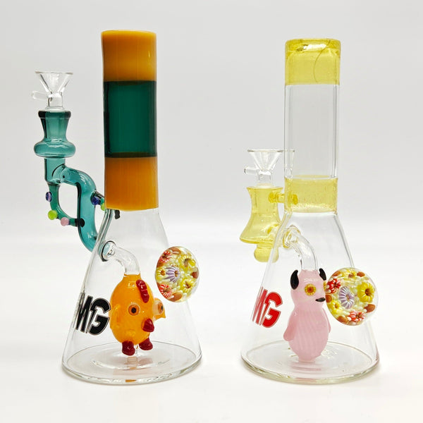 9" Cartoon Character Beaker Bong_0