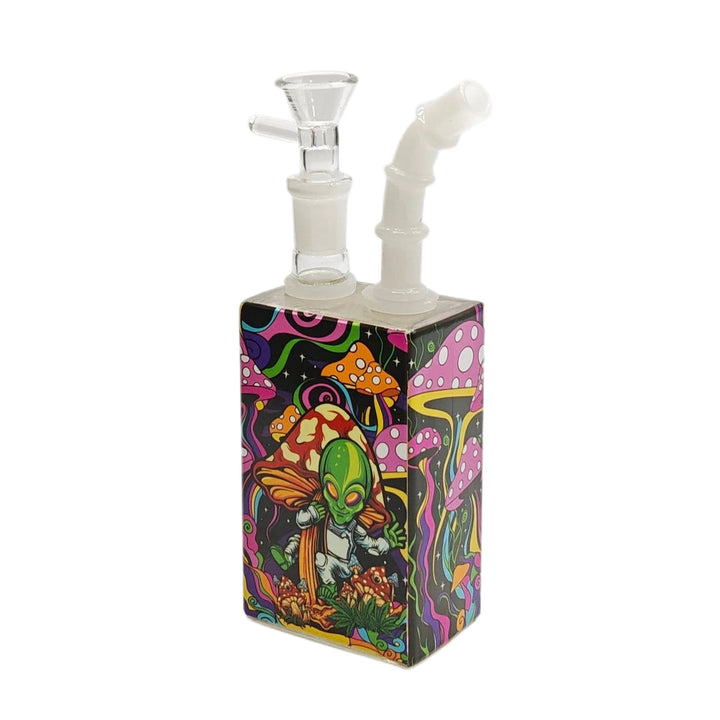 Alien Juice Box Bong Kit 7.5" Rig + Stoner Essentials Included PILOTDIARY Alien Juice Box Bong Kit 7.5" Rig + Stoner Essentials Included PILOTDIARY