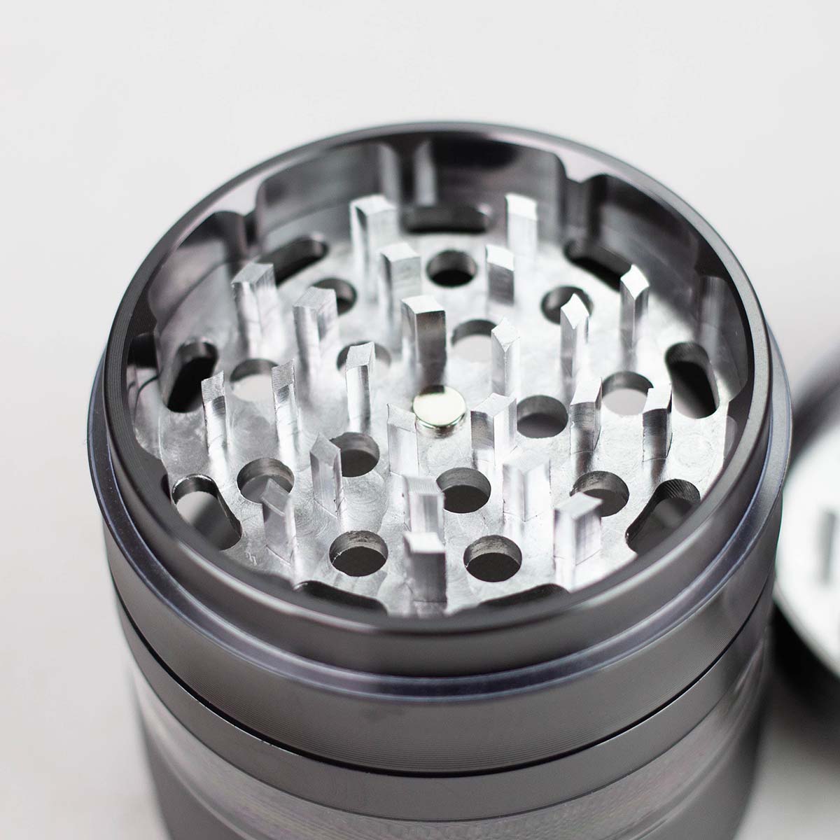 4 Piece Aluminum Herb Grinder
