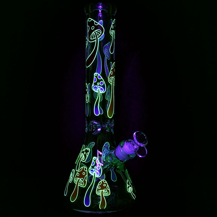 Fungiluminescent Glow In The Dark Bongs - PILOTDIARY