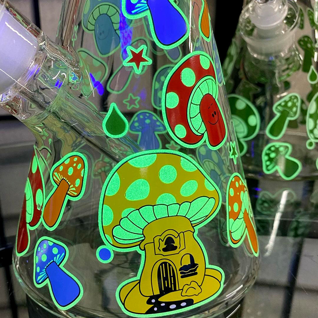 Glow Mushroom Beaker Water Pipe