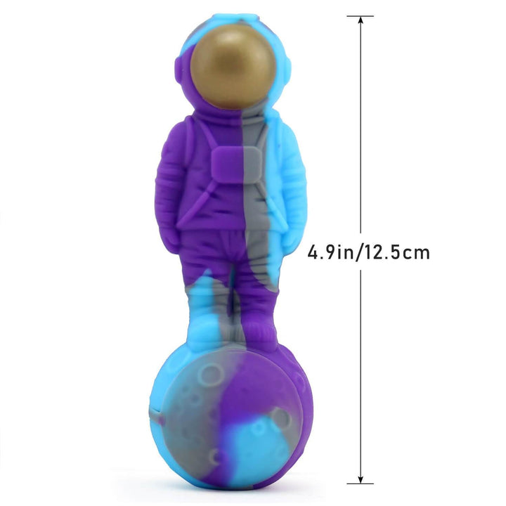 Astronaut Dabbing Straw with 4.9 inch height