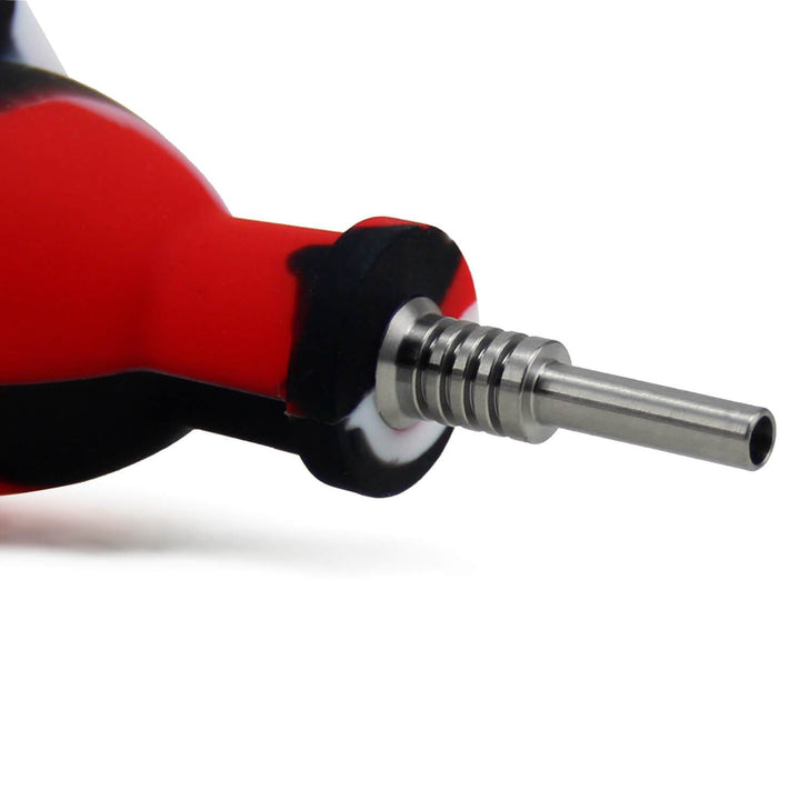 Silicone Honey Straw Nectar Collector with 10mm titanium tip for durable and flavorful dabs